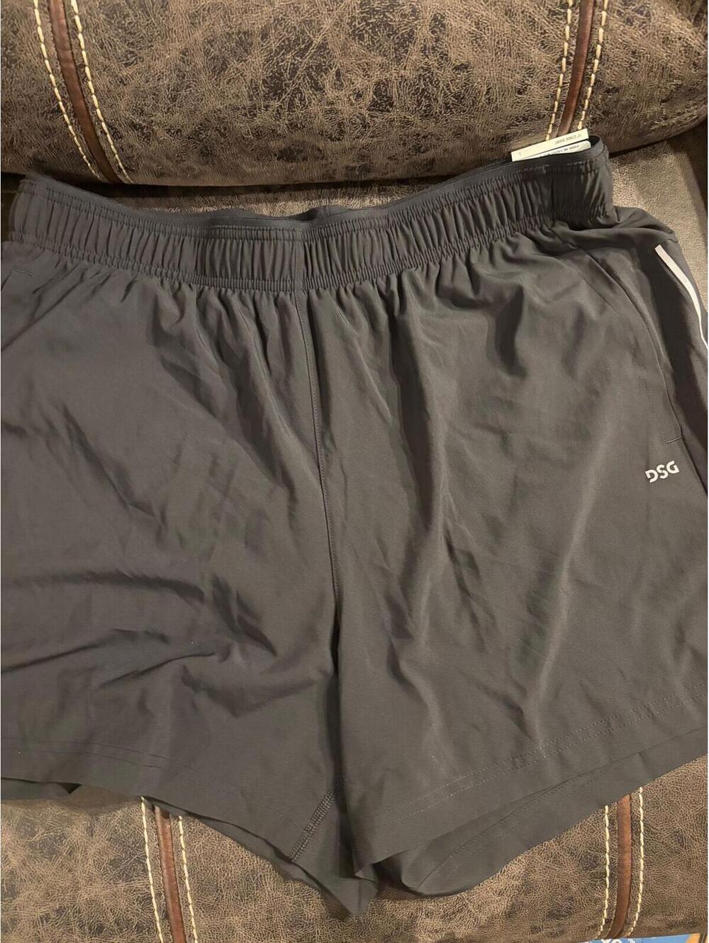 DSG 5” Stride Run Shorts Men’s Large Black Athletic Running Shorts NWT